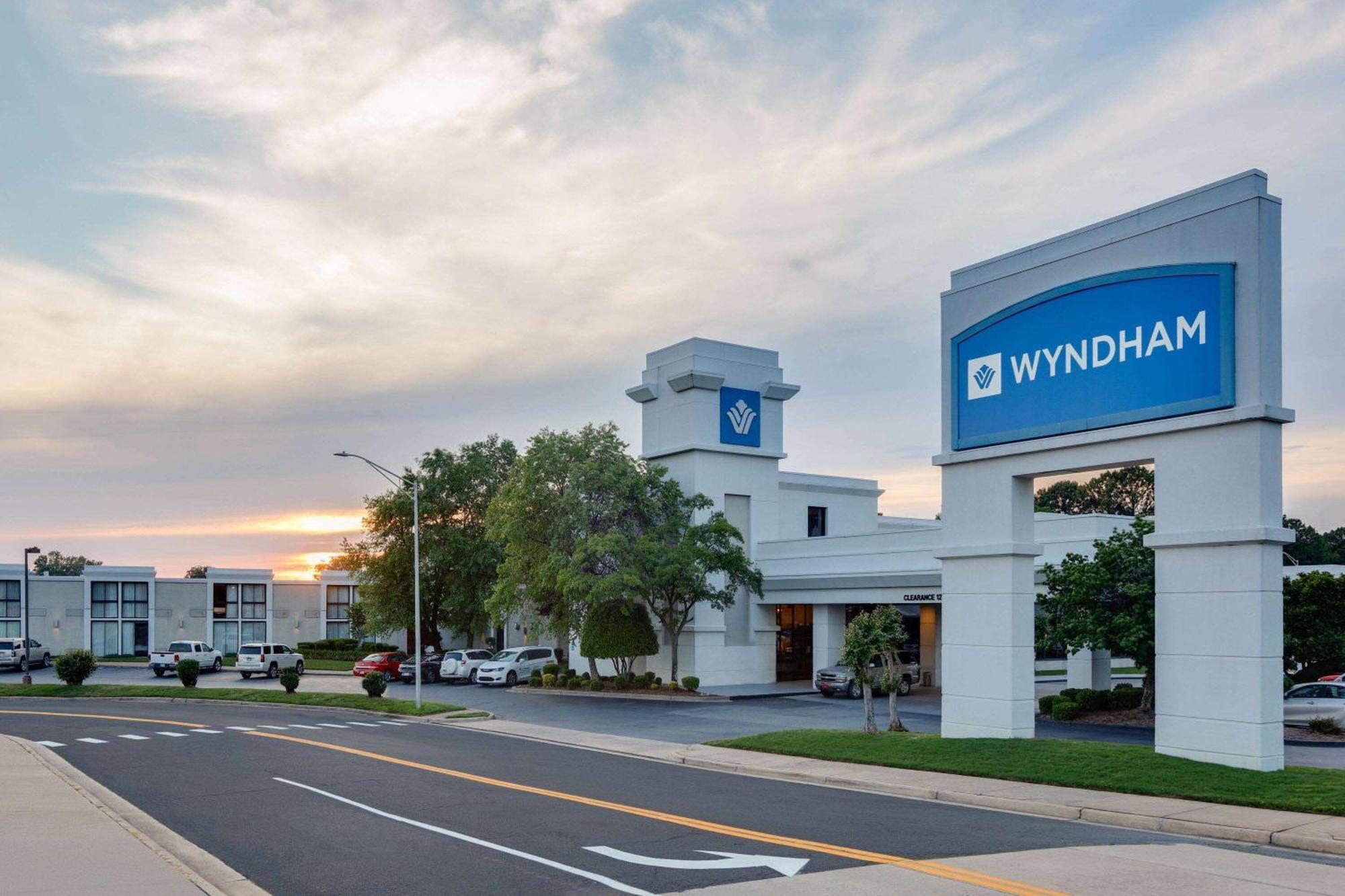 Wyndham Riverfront Hotel Little Rock Eksteriør bilde